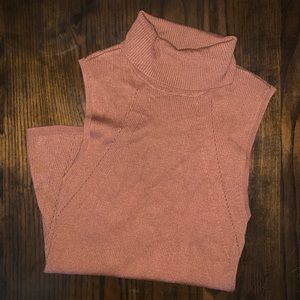 Brown sleeveless turtleneck